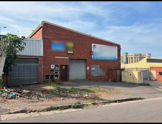 1,620M² MINI FACTORY FOR SALE IN UMBILO